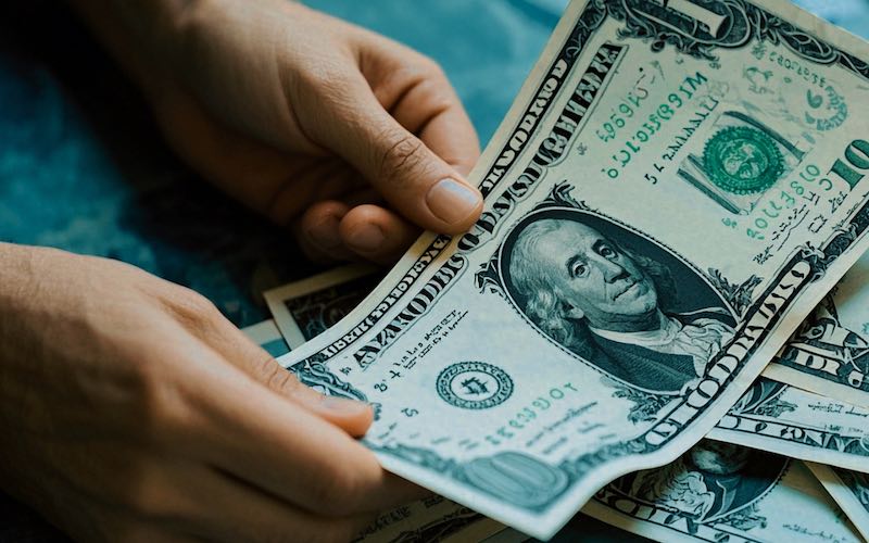 美元分析：避险需求回升推动美元上行